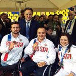 Помог спорт