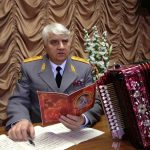 В гармонике поет душа народа