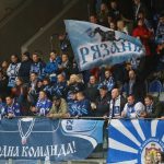 Дома и стены помогают