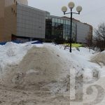 А СНЕГ ИДЕТ…