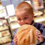 Молоко и хлеб – без дефицита