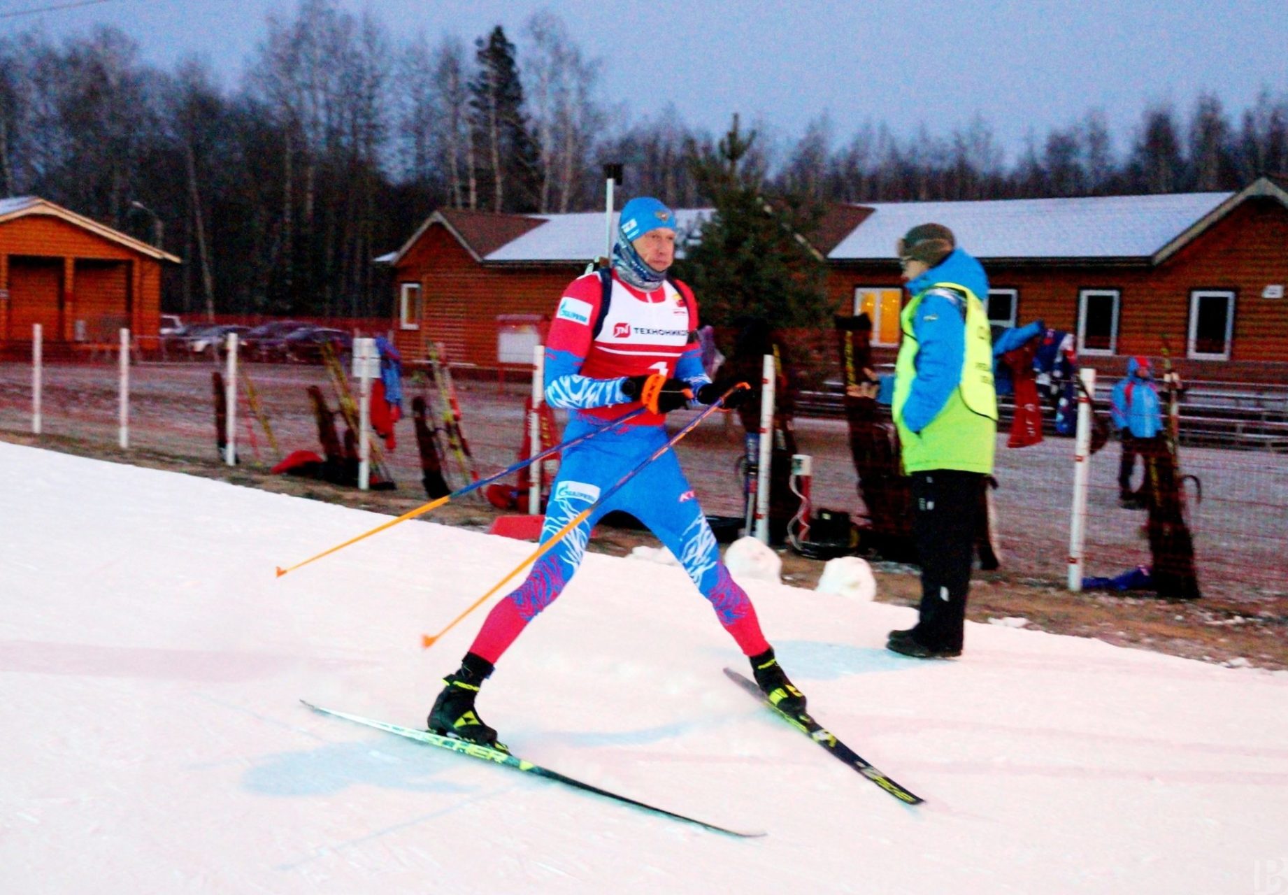 Биатлонный комплекс алмаз рязань официальный сайт. Алмаз биатлонный комплекс рязань. Биатлонный комплекс в смоленской области. Биатлонный комплекс алмаз. Чемпионат россии по биатлону мастерс в рязани.