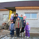 Новосельям быть