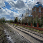 Дорога к храму и школе