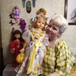 300 детей и одна дочка