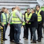 Показали на примере