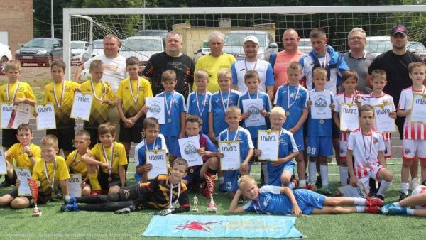 EF00FF10-D205-45D8-99A8-5F9955FA5264