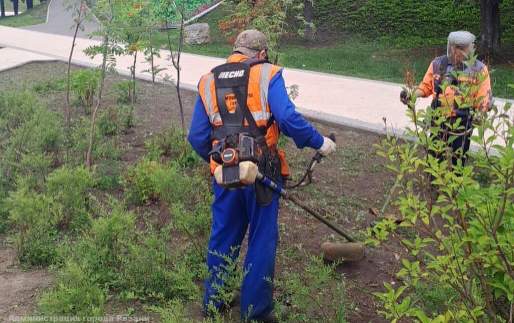 3EFAED4B-8EEF-4061-B5EB-E4315599F2E9