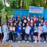 Под шелест опадающих листьев