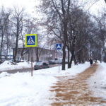 В Рязани очищают от снега пешеходные зоны и остановки общественного транспорта
