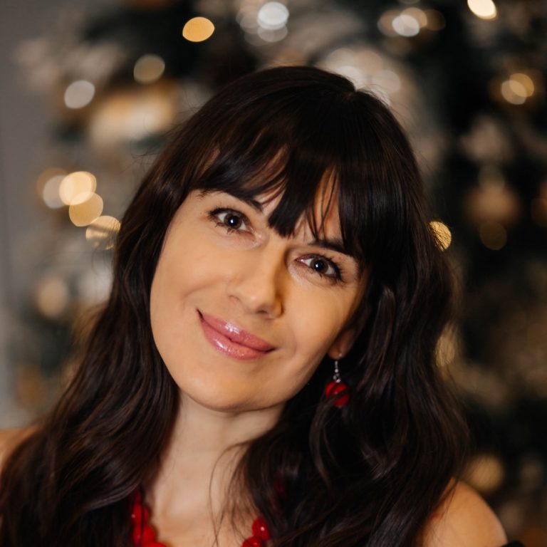 Елена Крамар,