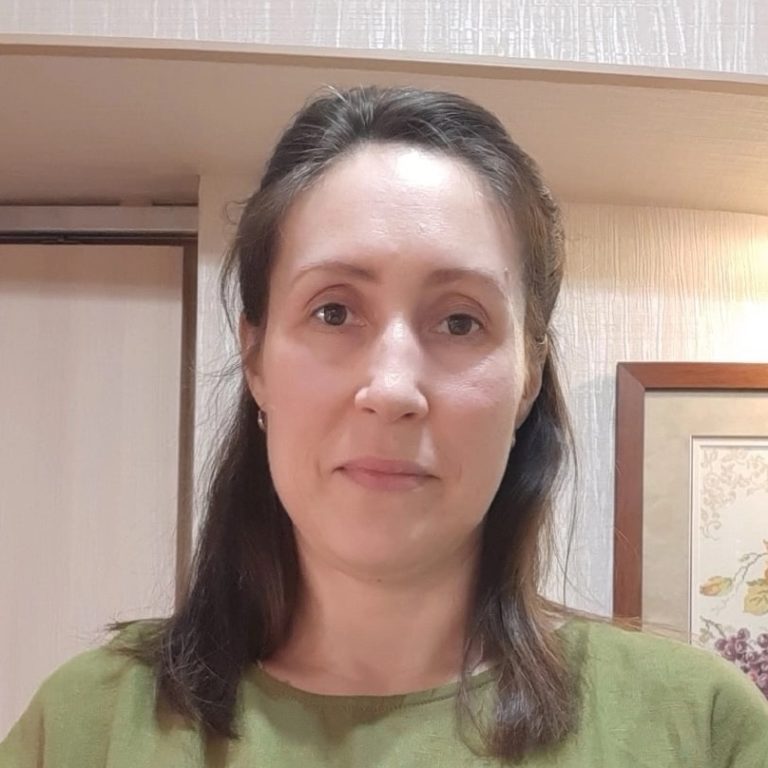 Анна Родина,