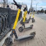 Самокатчики: благо или зло?