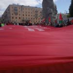 В Рязани развернули гигантский флаг Победы