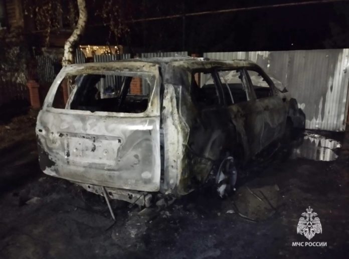 Сгоревшее авто