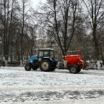 Дороги и тротуары в Рязани обрабатывают реагентом