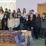 В Рязанском художественном училище прошел мастер-класс по узбекскому ткачеству