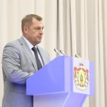 Рязанцы обсудили с главой администрации Виталием Артемовым инициативы по благоустройству городских территорий