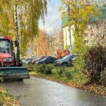 В Рязани продолжают убирать и чистить дороги