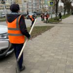 С рязанских дорог убирают мусор и грунтовые наносы