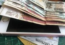 Средняя начисленная зарплата в Рязанской области в августе этого года составила 69,7 тысячи рублей