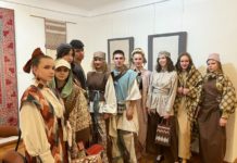 В Рязанском художественном музее презентовали коллекцию одежды «Дервиши Верещагина»