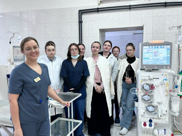 U3P5MM-tv0C6mqiGNWNjQ22h7GIb9MtItY_6y-KyIWVTaAYdUhnlXkFKX_JYsnpEMouReJHetirBIkawaSBUrV7k