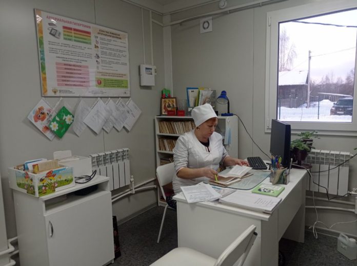 Фельдшер в ФАПе