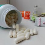 Два фронта одной войны: как профилактика ХНИЗ борется с антибиотикорезистентностью