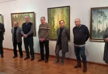 «В традициях реализма»