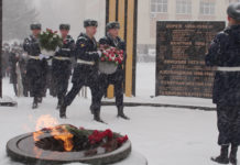 Рязанцы возложили цветы к памятнику погибшим в локальных воинах