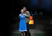 Рязанцы посмотрели предпремьерный показ пьесы «Вам и не снилось»