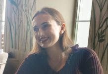 «Сидишь на скамейке запасных, а в один момент — раз!»: Елена Сологаева о первых шагах в журналистике